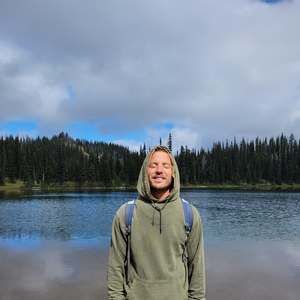 Meet your Posher, Ofir